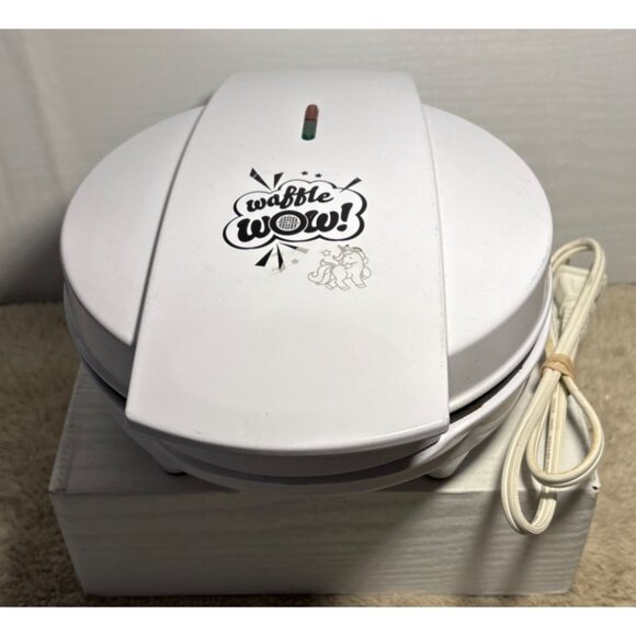 Waffle Wow Maker Unicorn Pony Party 120V 760W Non-Stick Plates CucinaPro - Picture 2 of 9